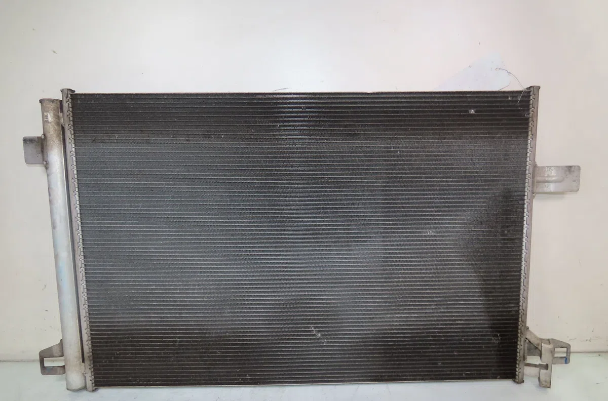 Condenseur clim Volkswagen TRANSPORTER VI Camionnette (SGA, SGH, SHA, SHH) 2.0 tdi (2015-2019) occasion