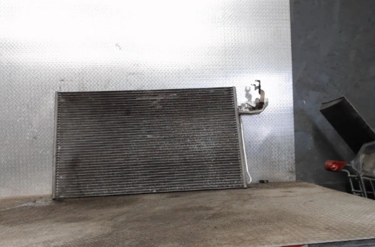 Condenseur clim VOLVO V 50  V 50 PHASE 1 BREAK occasion