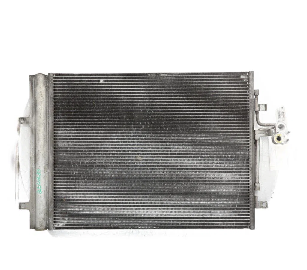 Condenseur clim Volvo V40 3-5 portes (525) D3 (2012-2015) occasion