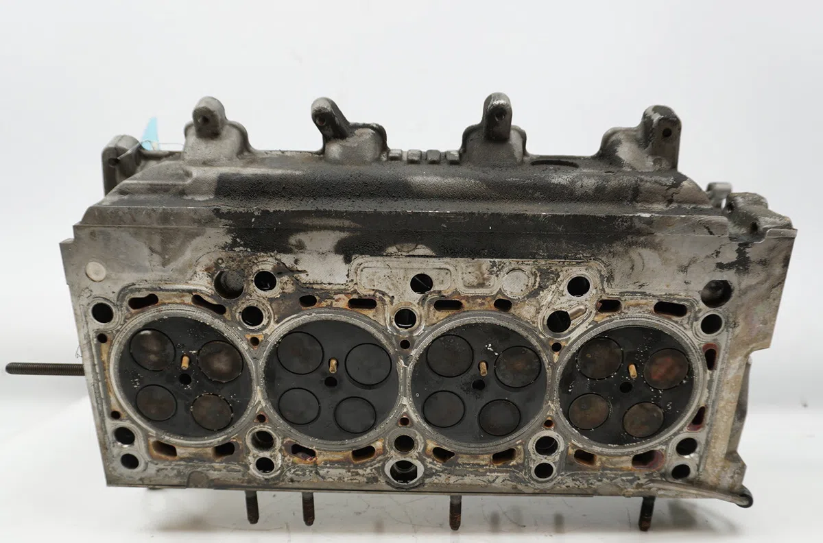 Culasse diesel Volkswagen GOLF VI (5K1) 1.6 tdi (2009-2012) 5 portes occasion