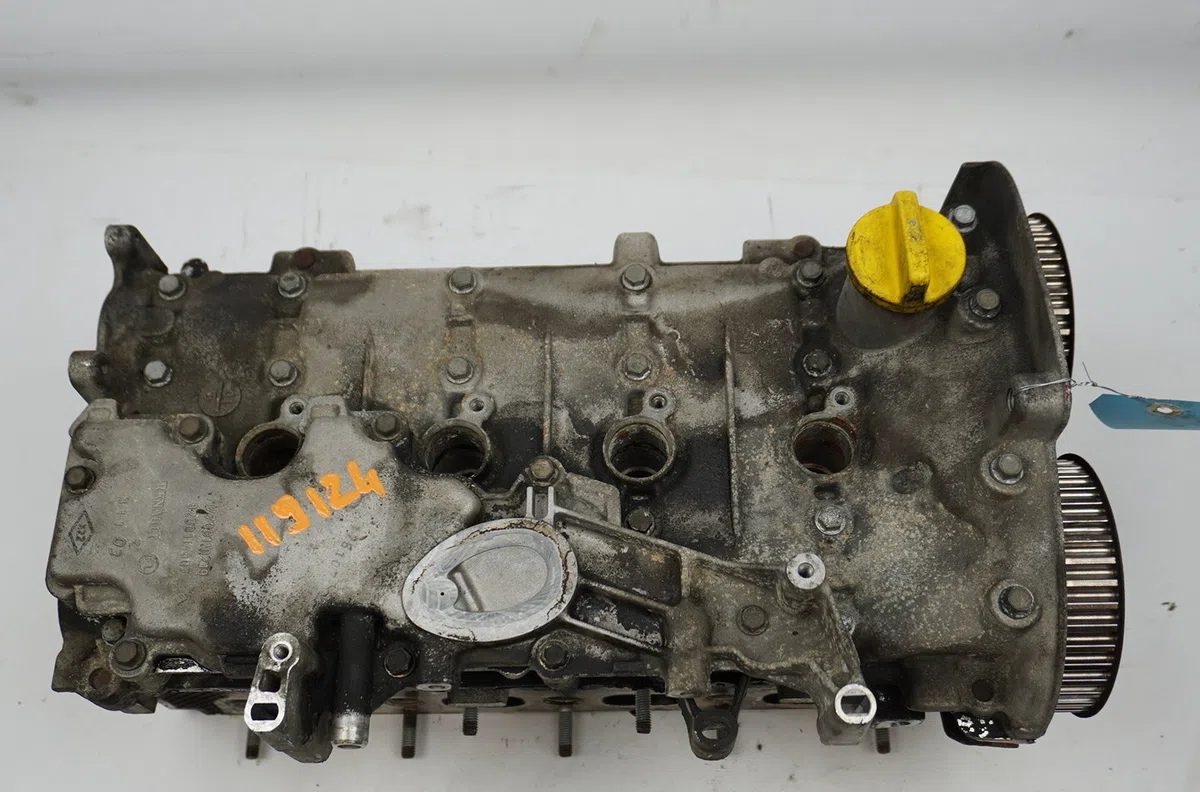 Culasse essence Renault CLIO II (BB_, CB_) 1.6 16v (bb01, bb0h, bb0t, bb14, bb1d, bb1r, bb2kl, bb3g... (1998-2005) occas