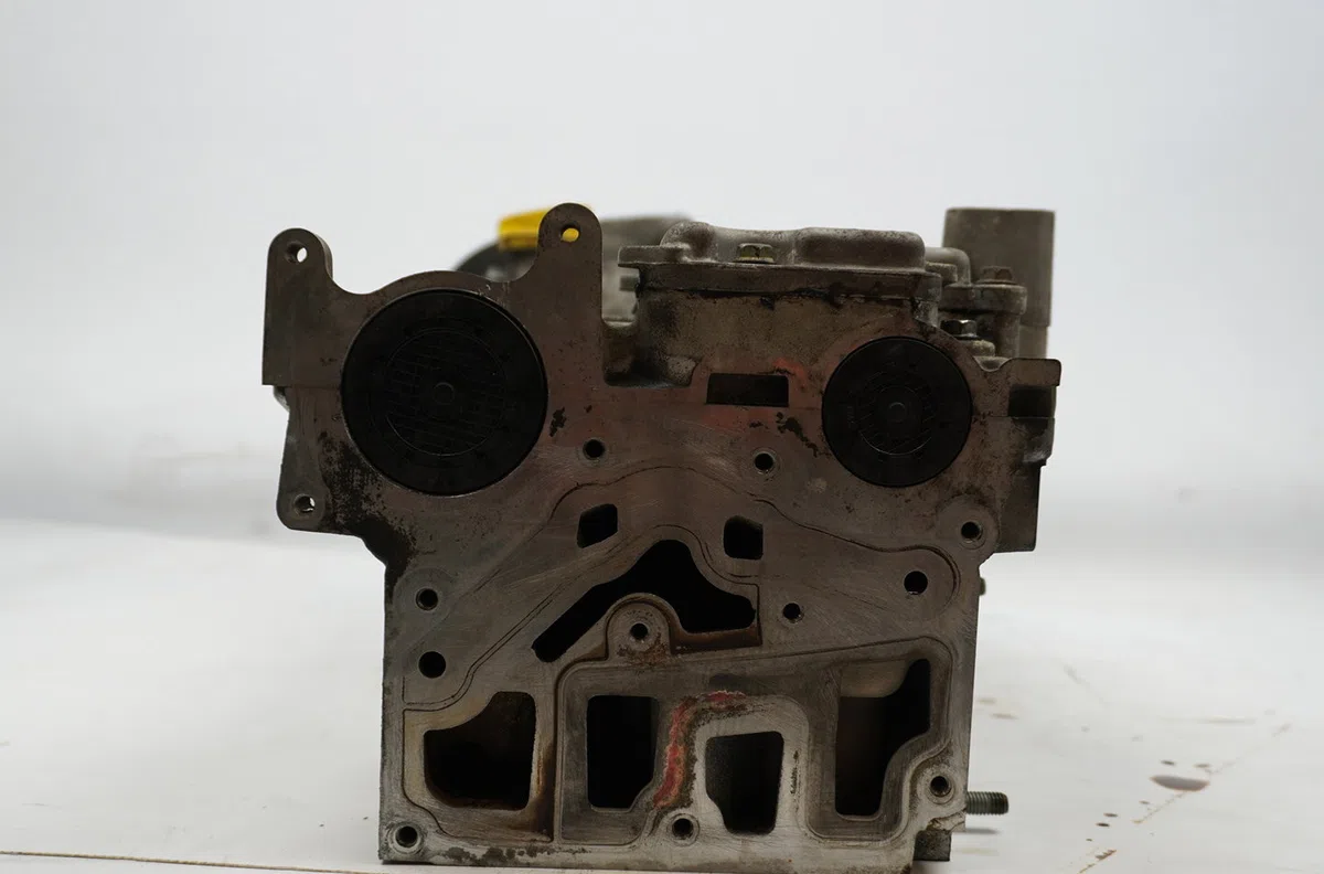 Culasse essence Renault CLIO II (BB_, CB_) 1.6 16v (bb01, bb0h, bb0t, bb14, bb1d, bb1r, bb2kl, bb3g... (1998-2005) occas