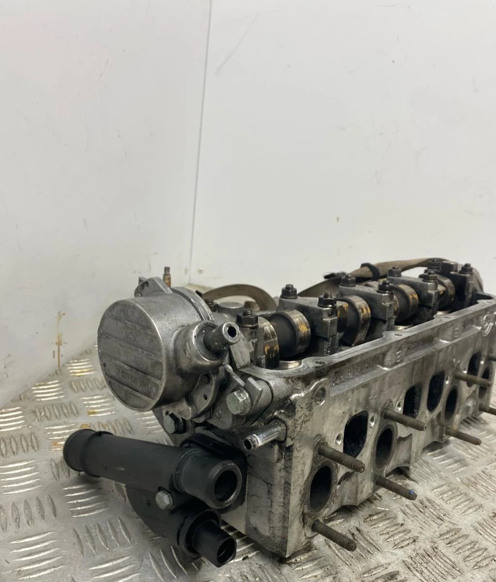 Culasse essence VOLKSWAGEN GOLF 4 occasion