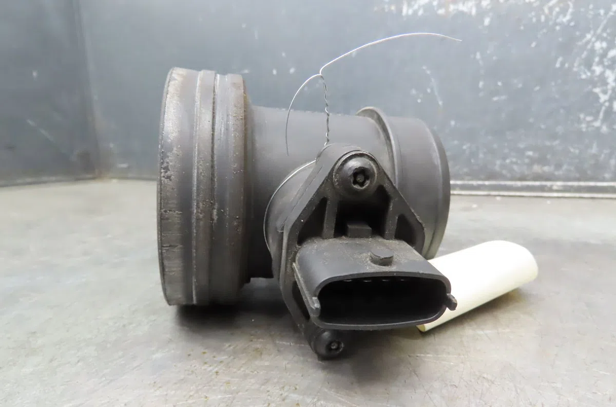 Debimetre air Alfa romeo 166 (936_) 2.4 jtd (936axa00, 936a3b00) (2002-2007) occasion