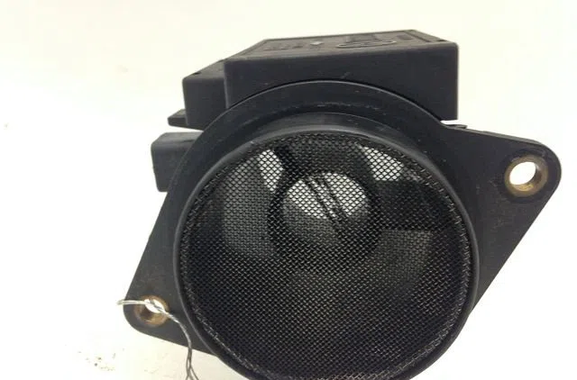 Debimetre air Audi A3 (8L1) 1.9 tdi (1996-2001) occasion