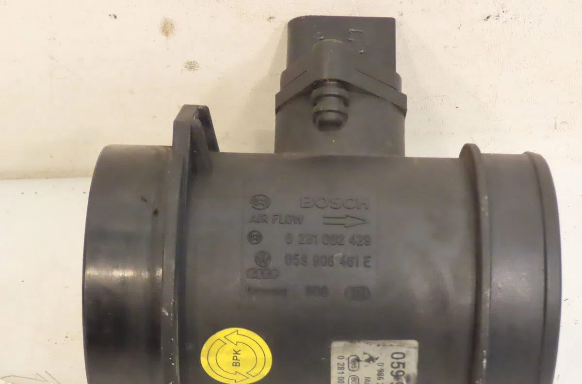 Debimetre air Audi A6 C5 (4B2) 2.5 tdi quattro (1997-2005) occasion
