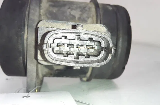 Debimetre air Fiat GRANDE PUNTO (199_) 1.3 d multijet (199.axd11, 199.axd1a, 199.axd1b,... (2005-2010) 5 portes occasion