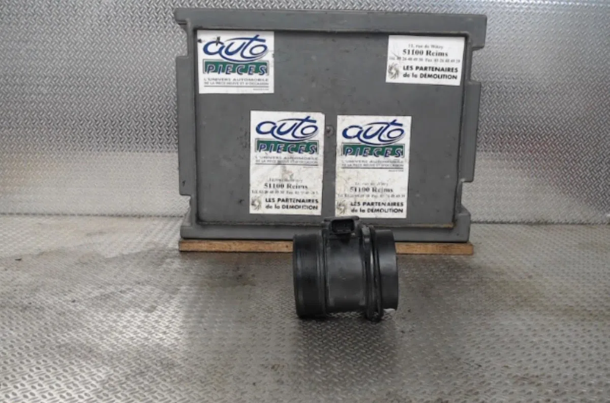 Debimetre air Fiat SCUDO Camionnette (270_, 272_) 2.0 d multijet (2007-2016) occasion