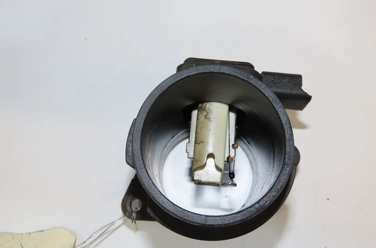 Debimetre air Ford FIESTA V (JH_, JD_) 1.4 tdci (2001-2008) 5 portes occasion
