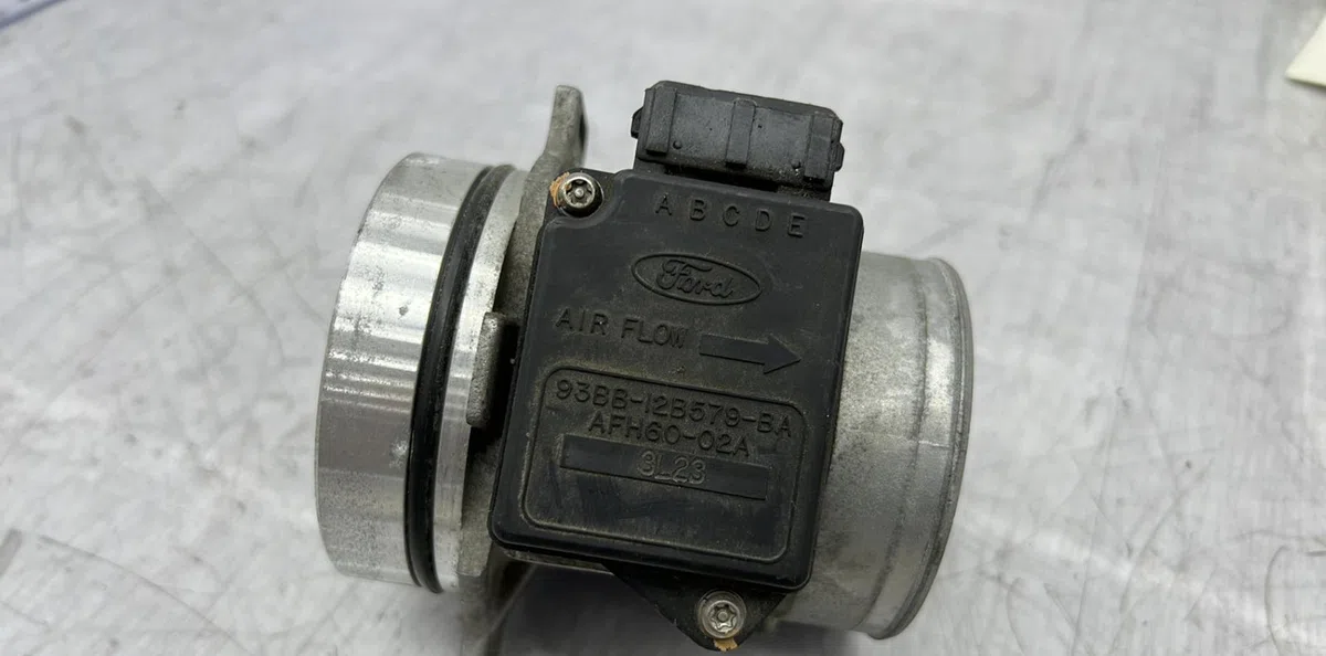 Debimetre air FORD MONDEO 1 PHASE 1 occasion