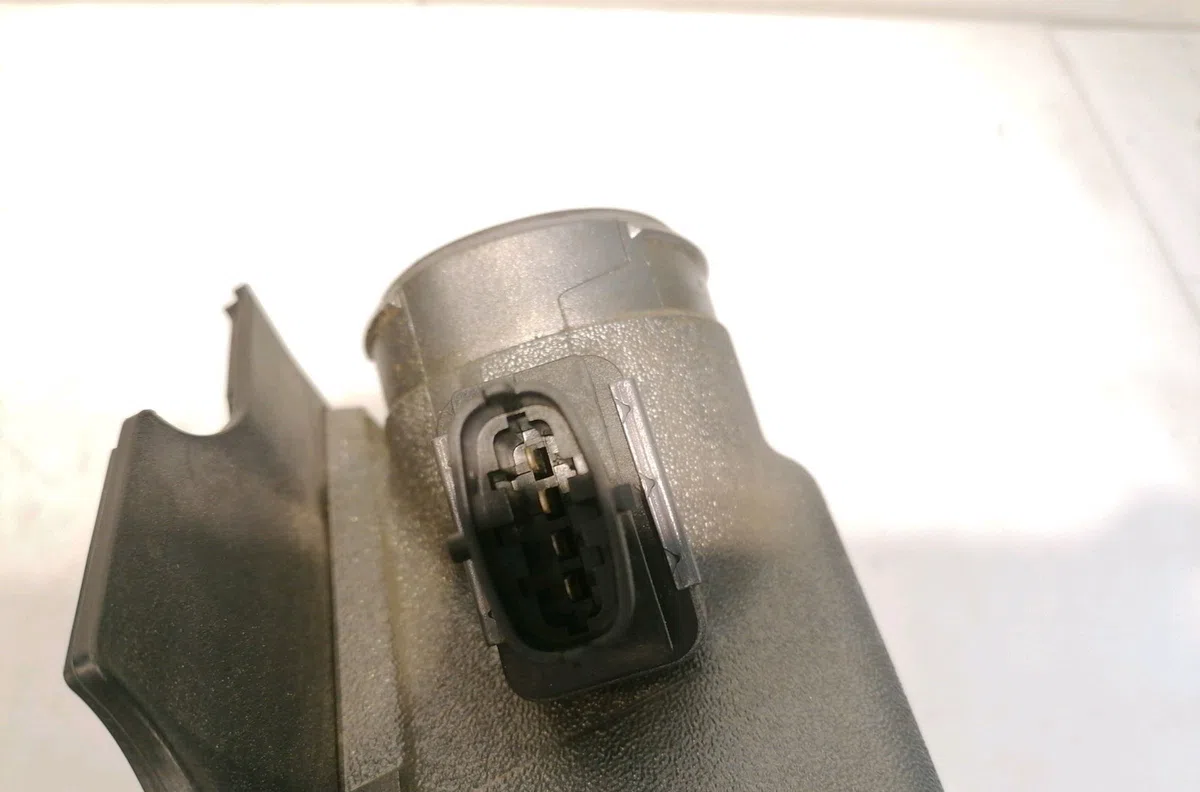 Debimetre air Mercedes-benz CLASSE C (W204) C 63 amg (204.077) (2008-2014) occasion