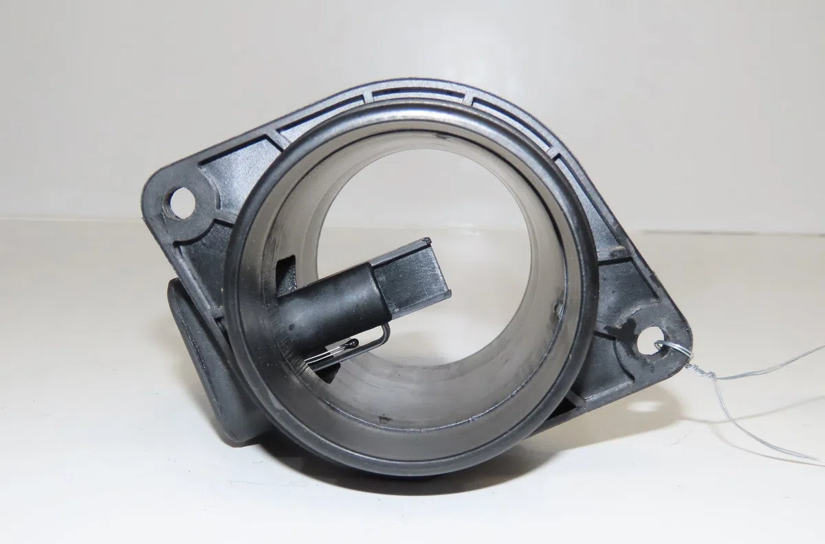 Debimetre air Nissan PRIMASTAR Camionnette (X83) 2.0 dci 115 (2006) occasion