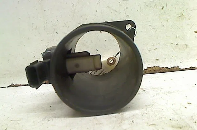 Debimetre air Nissan QASHQAI - QASHQAI 2 I (J10, NJ10, JJ10E) 1.5 dci (2010-2013) 5 portes occasion