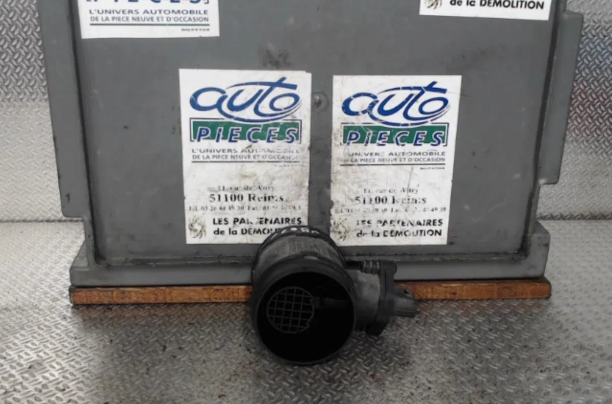 Debimetre air Opel CORSA C (X01) 1.3 cdti (f08, f68) (2003-2009) occasion