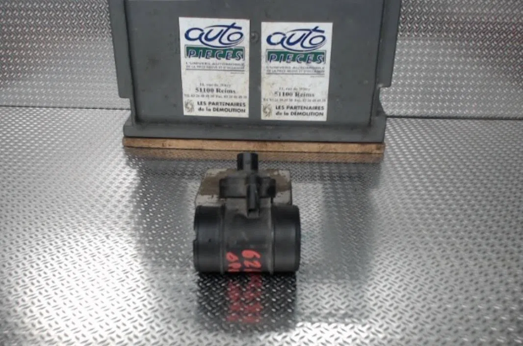 Debimetre air Opel CORSA D (S07) 1.0 (l08, l68) (2009-2014) 3 portes occasion