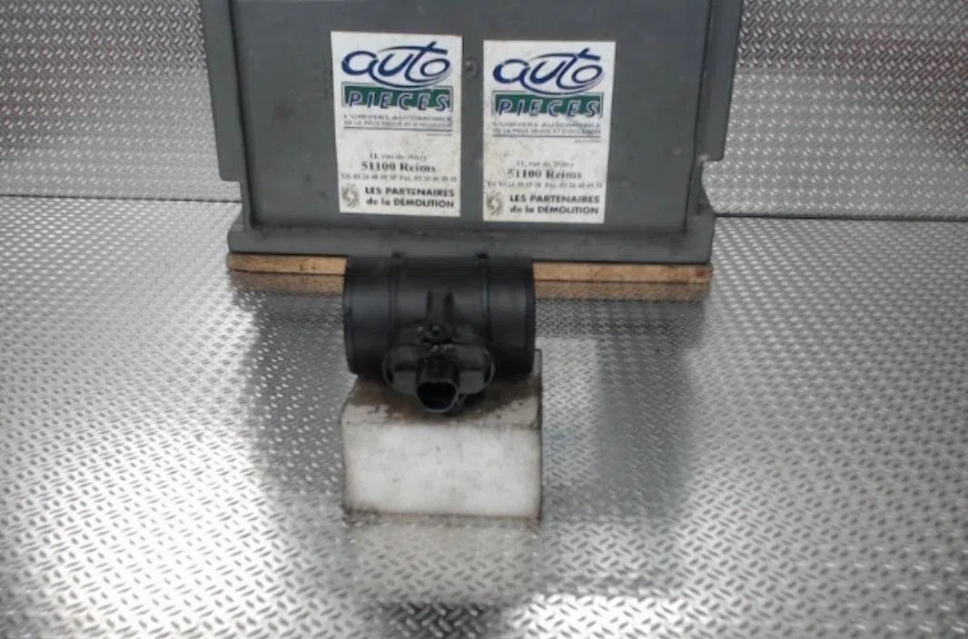 Debimetre air Opel CORSA D (S07) 1.0 (l08, l68) (2009-2014) 3 portes occasion