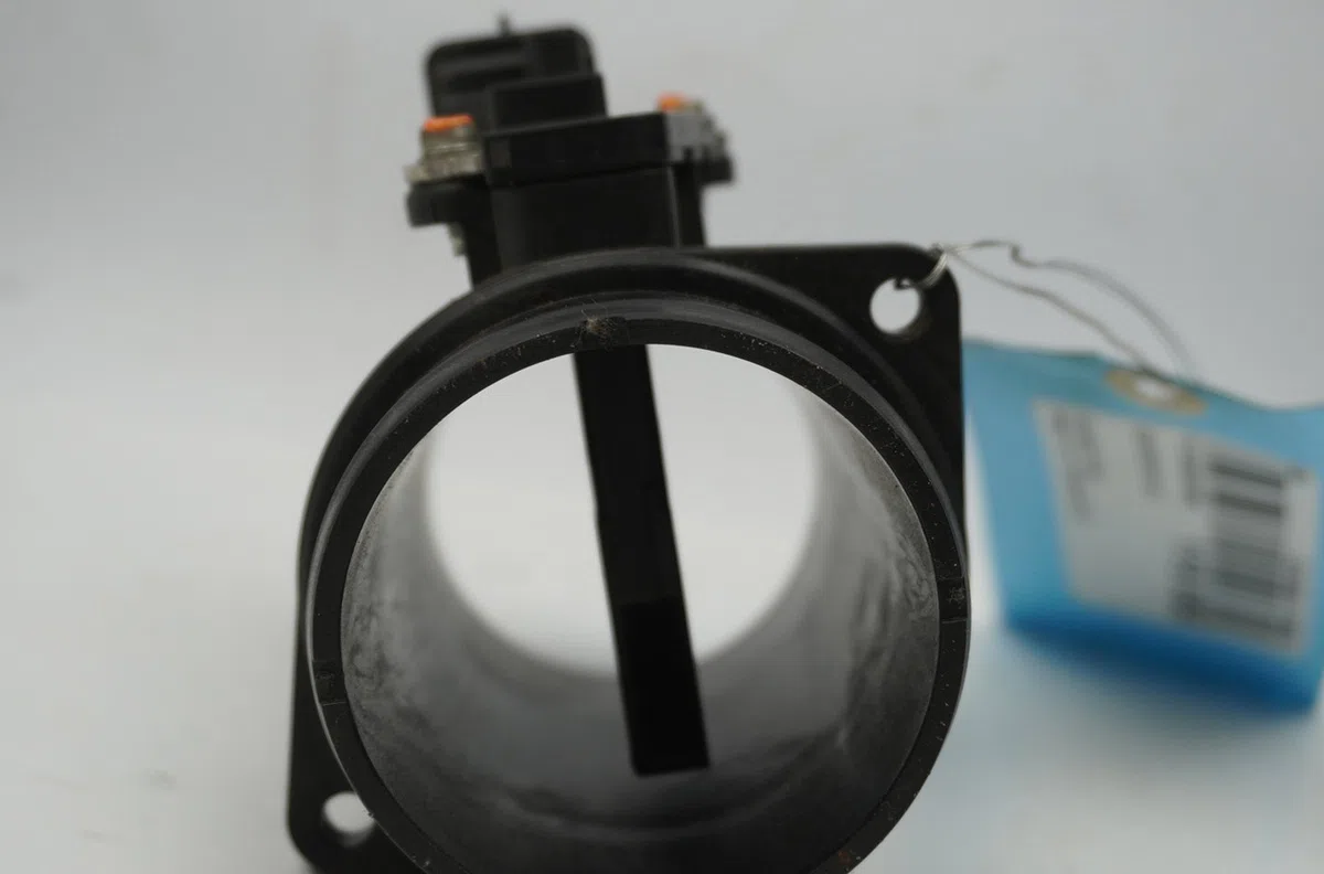 Debimetre air Peugeot 208 I (CA_, CC_) 1.4 hdi (2012) 3 portes occasion