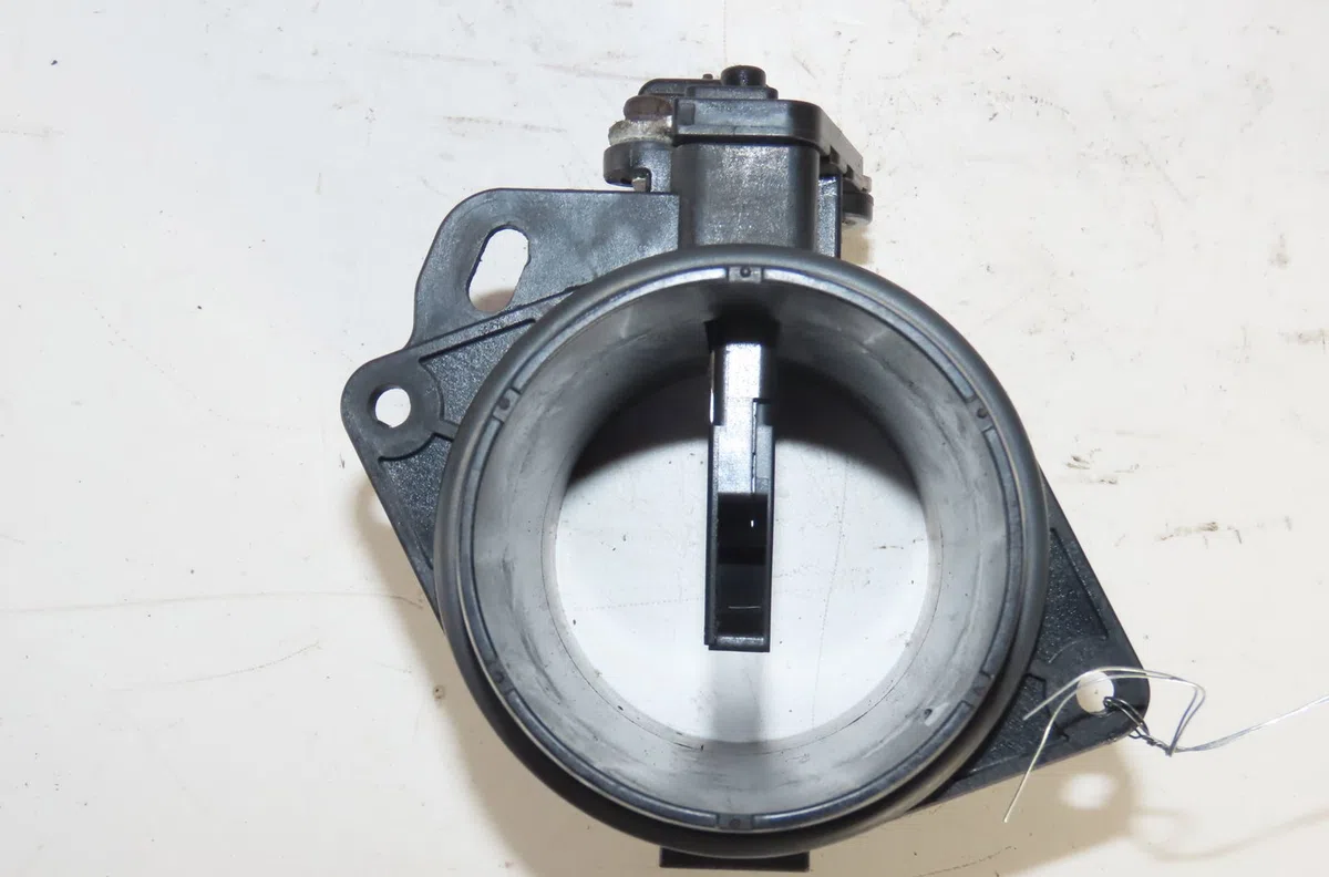 Debimetre air Peugeot 3008 SUV (MC_, MR_, MJ_, M4_) 2.0 bluehdi 150 (mjahxh, mjahxv, mjahxg, mjahsh, mjahrh,... (2016-20