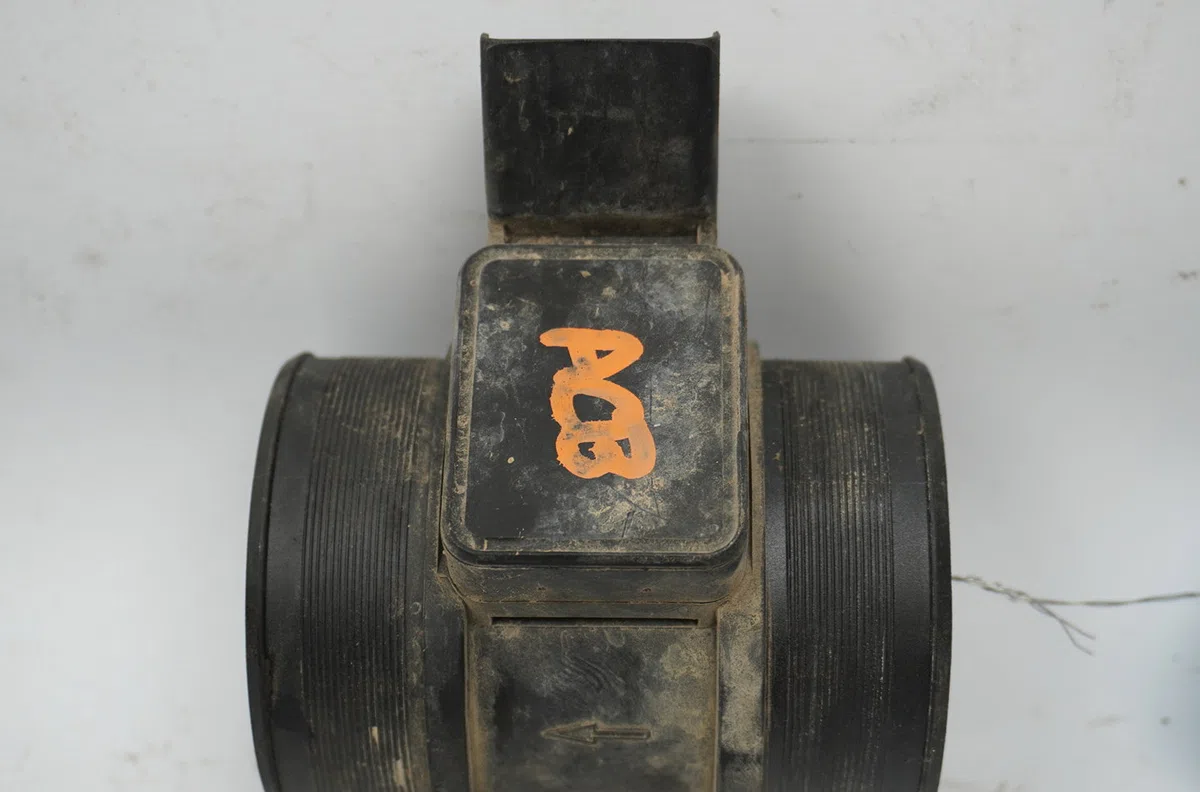 Debimetre air Peugeot PARTNER Camionnette-Monospace (5_, G_) 1.9 d (1996-2002) 3 portes occasion