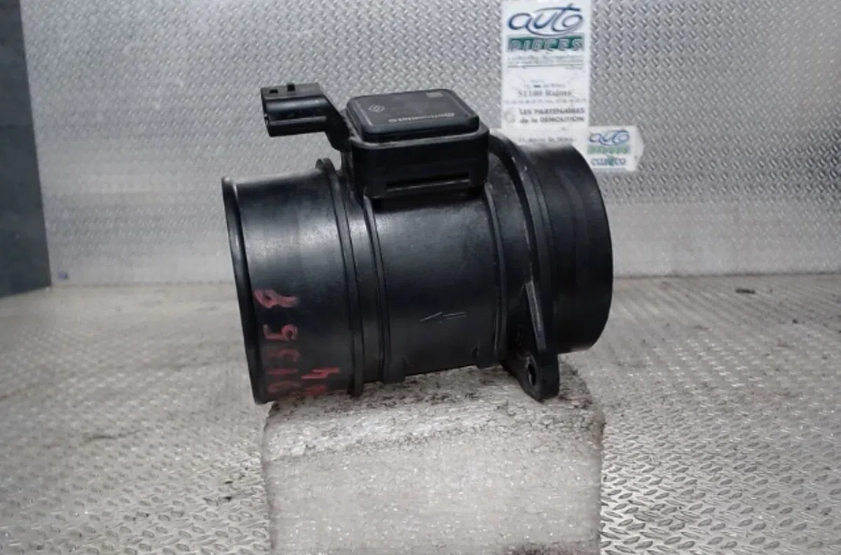 Debimetre air RENAULT CLIO 4  CLIO 4 PHASE 1 occasion