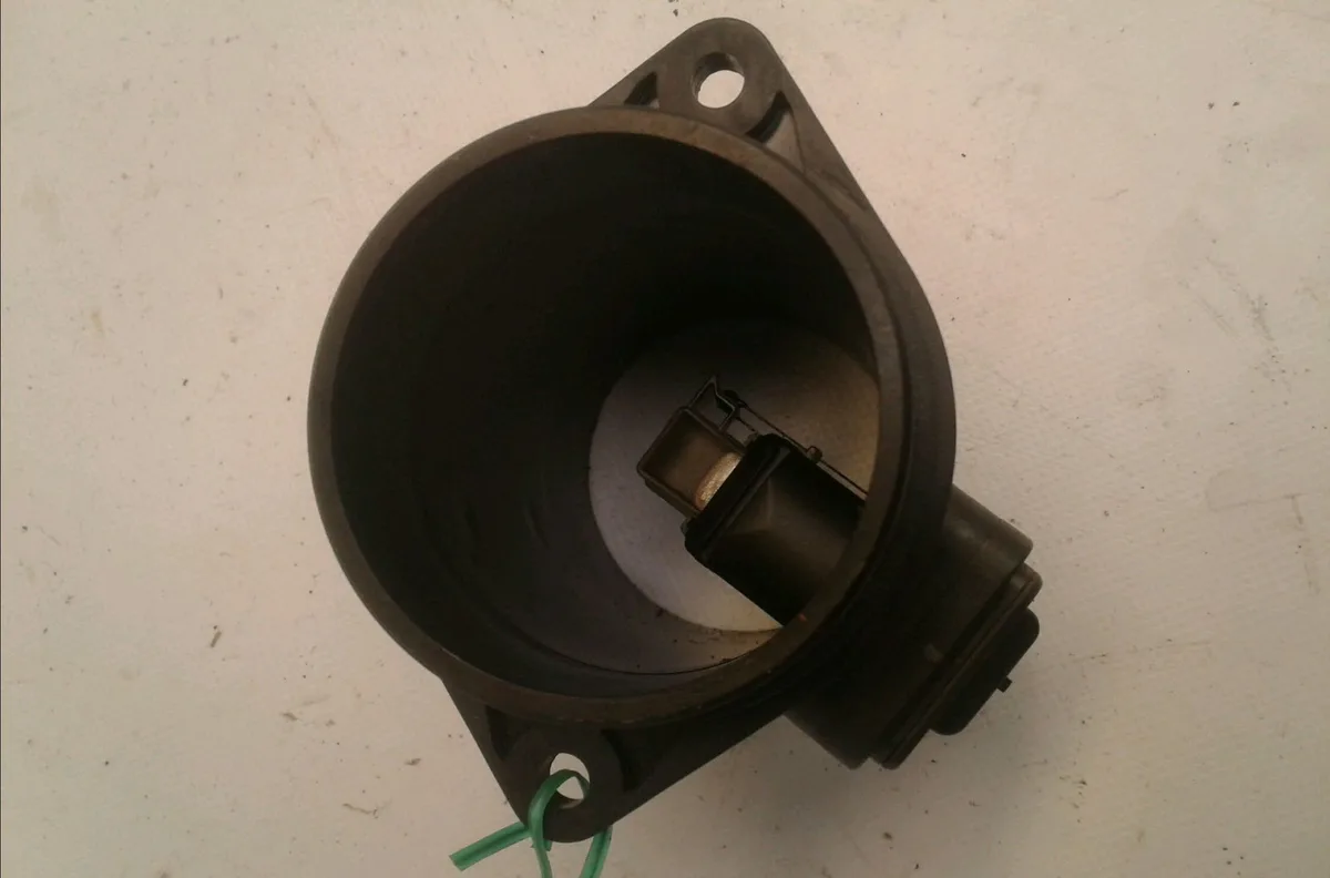 Debimetre air RENAULT CLIO III 2008 occasion