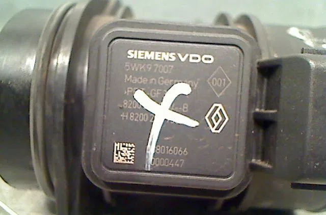 Debimetre air RENAULT CLIO III Phase 1 09-2005--03-2009 occasion