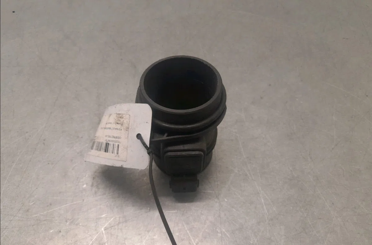 Debimetre air Renault MASTER II Camionnette (FD) 2.5 dci (2006-2010) occasion