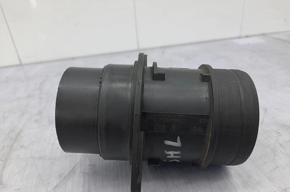 Debimetre air RENAULT MEGANE 1 PHASE 2 occasion