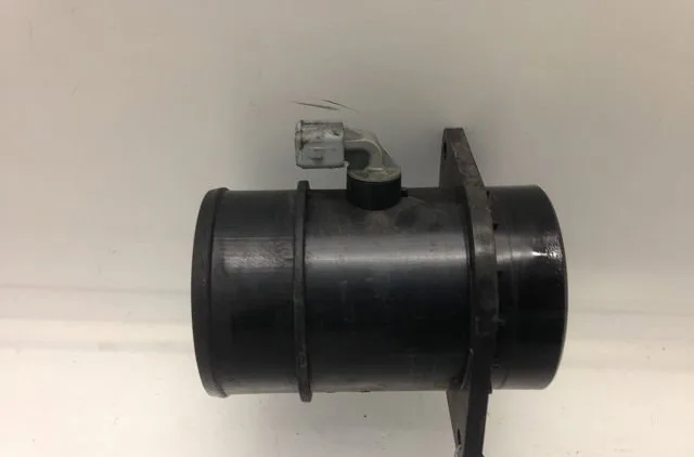 Debimetre air Renault MEGANE II (BM0-1_, CM0-1_) 1.5 dci (bm1f, cm1f) (2005-2008) occasion