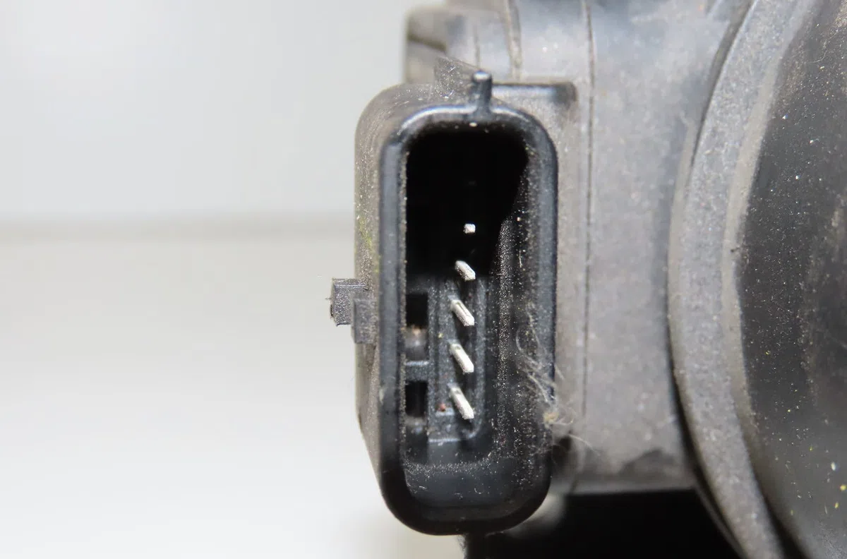 Debimetre air Renault MEGANE II (BM0-1_, CM0-1_) 1.5 dci (bm1f, cm1f) (2005-2008) occasion