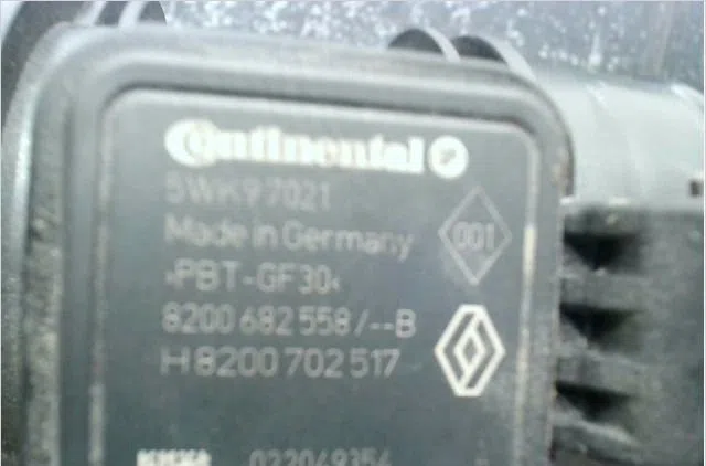 Debimetre air Renault MEGANE III 3-5 portes (BZ0-1_, B3_) 1.9 dci (bz0n, bz0j) (2008) occasion