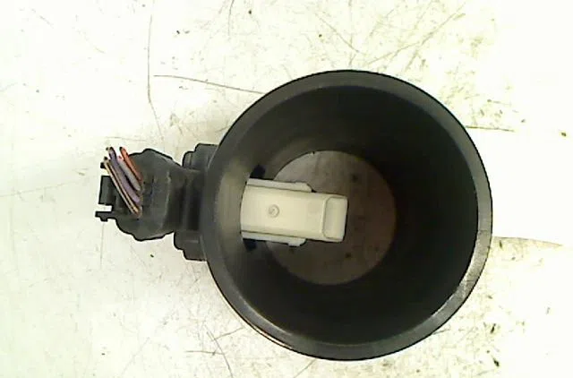 Debimetre air Renault MEGANE III Coupé (DZ0-1_) 1.5 dci (dz09, dz0d, dz1f, dz1g, dz14, dz29) (2009-2015) 3 portes occasi