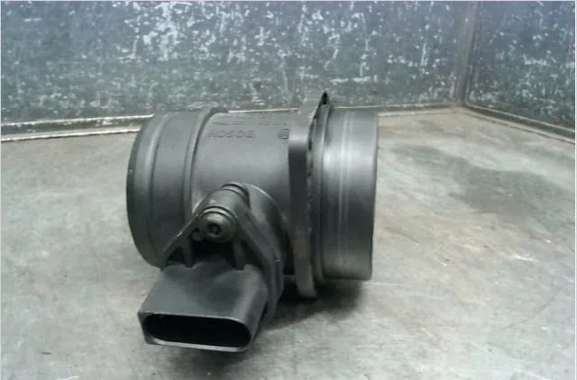 Debimetre air Skoda FABIA I (6Y2) 1.4 tdi (2005-2008) occasion
