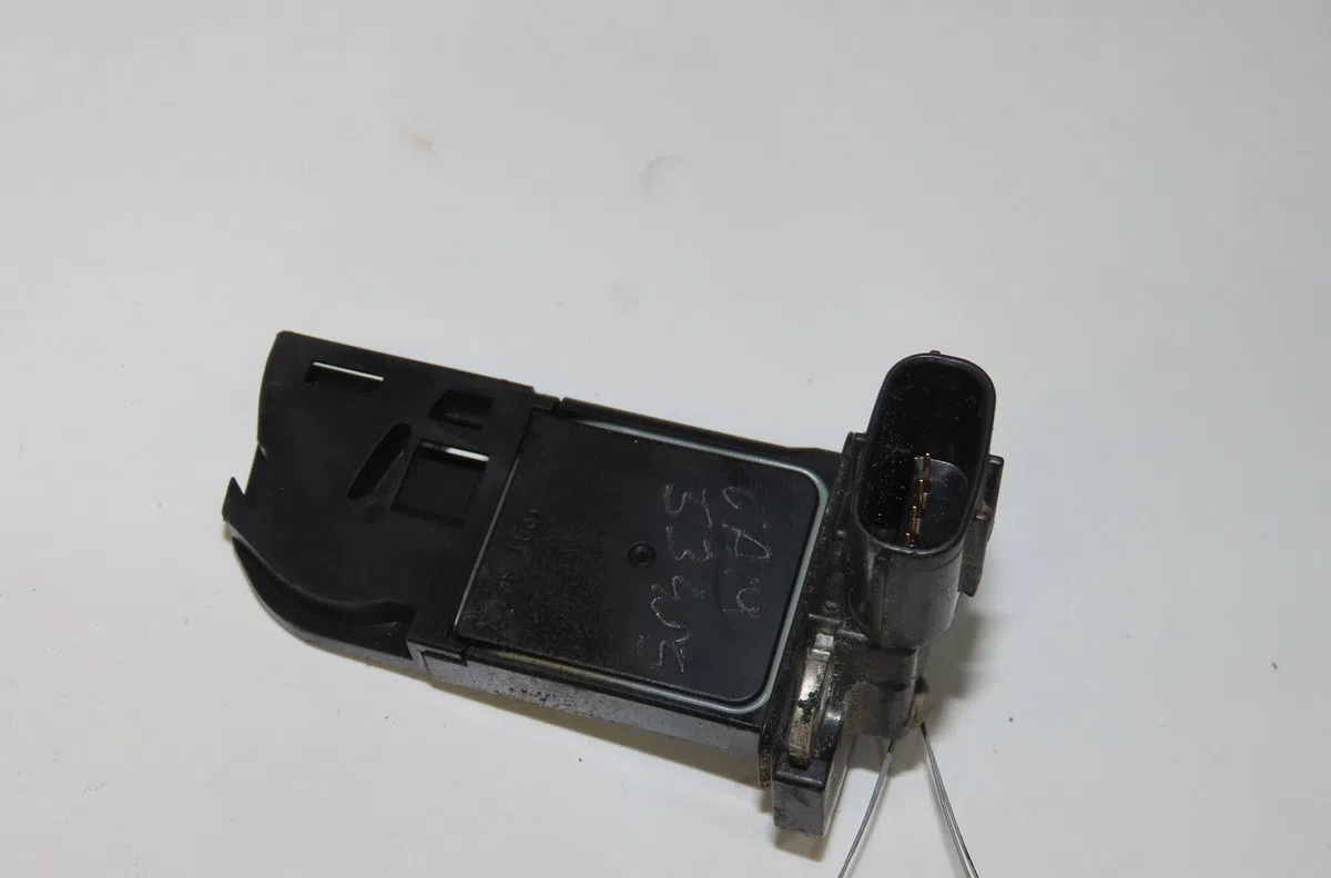 Debimetre air Toyota AURIS (_E15_) 1.4 d-4d (nde150_) (2007-2012) 3 portes occasion
