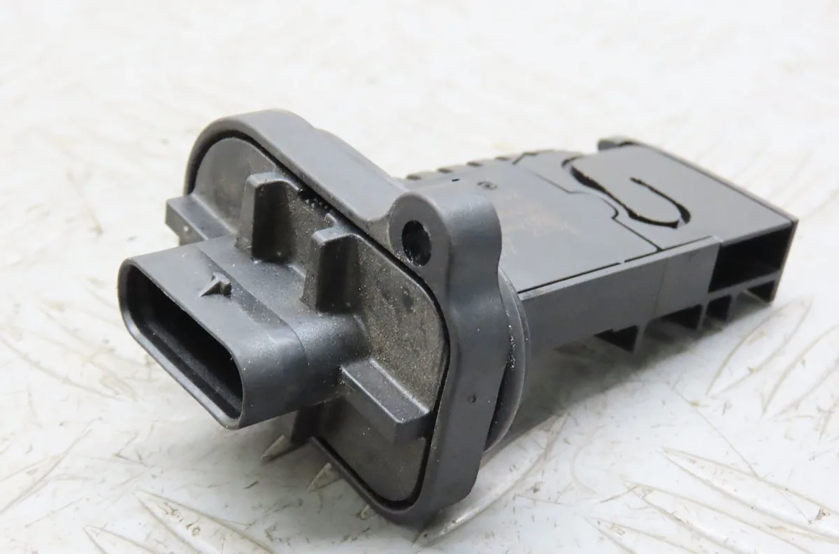 Debimetre air Toyota AVENSIS Break (_T27_) 1.6 d4-d (wwt270_) (2015-2018) occasion