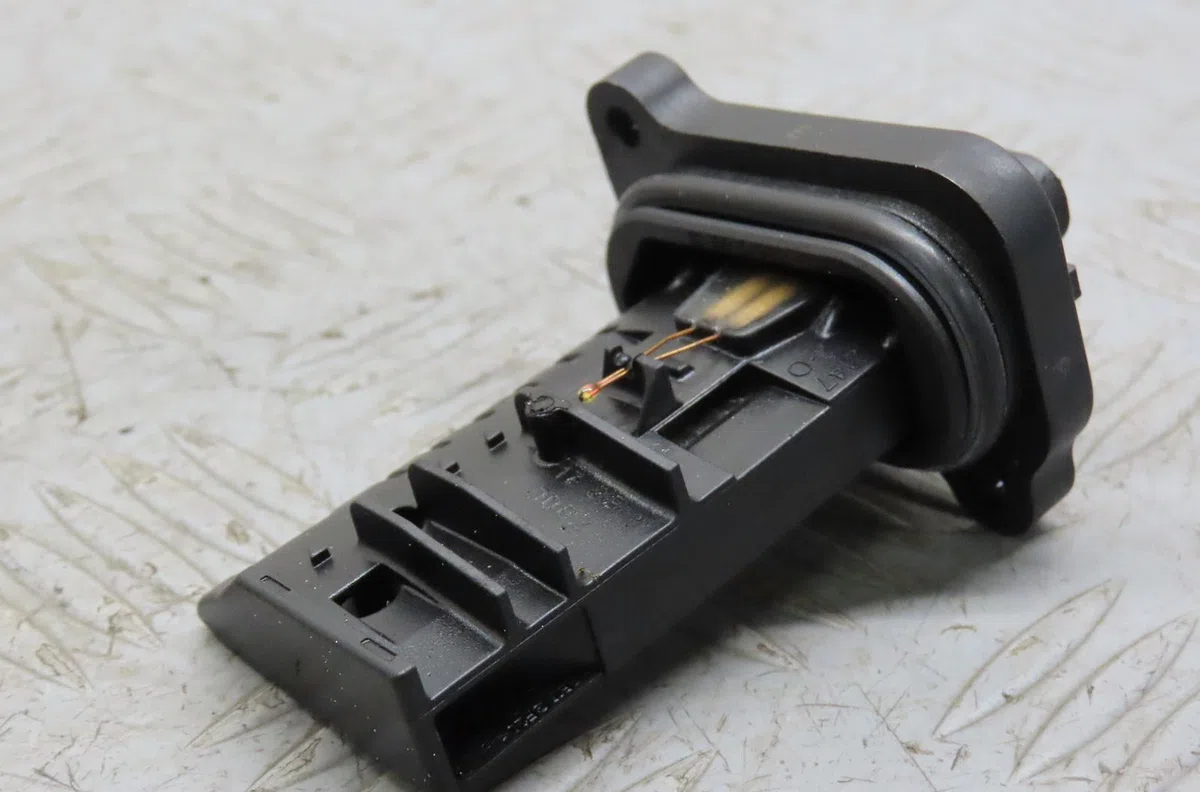 Debimetre air Toyota AVENSIS Break (_T27_) 1.6 d4-d (wwt270_) (2015-2018) occasion