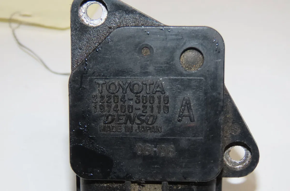 Debimetre air Toyota RAV 4 III (_A3_) 2.2 d 4wd (ala30_) (2006-2012) occasion