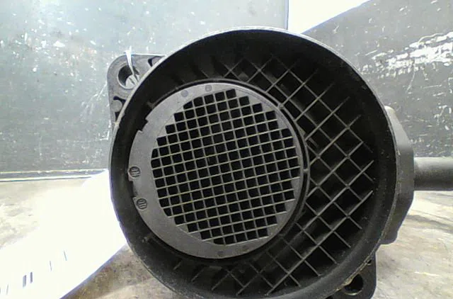 Debimetre air Volkswagen FOX 3-5 portes (5Z1, 5Z3, 5Z4) 1.4 tdi (2005-2009) occasion