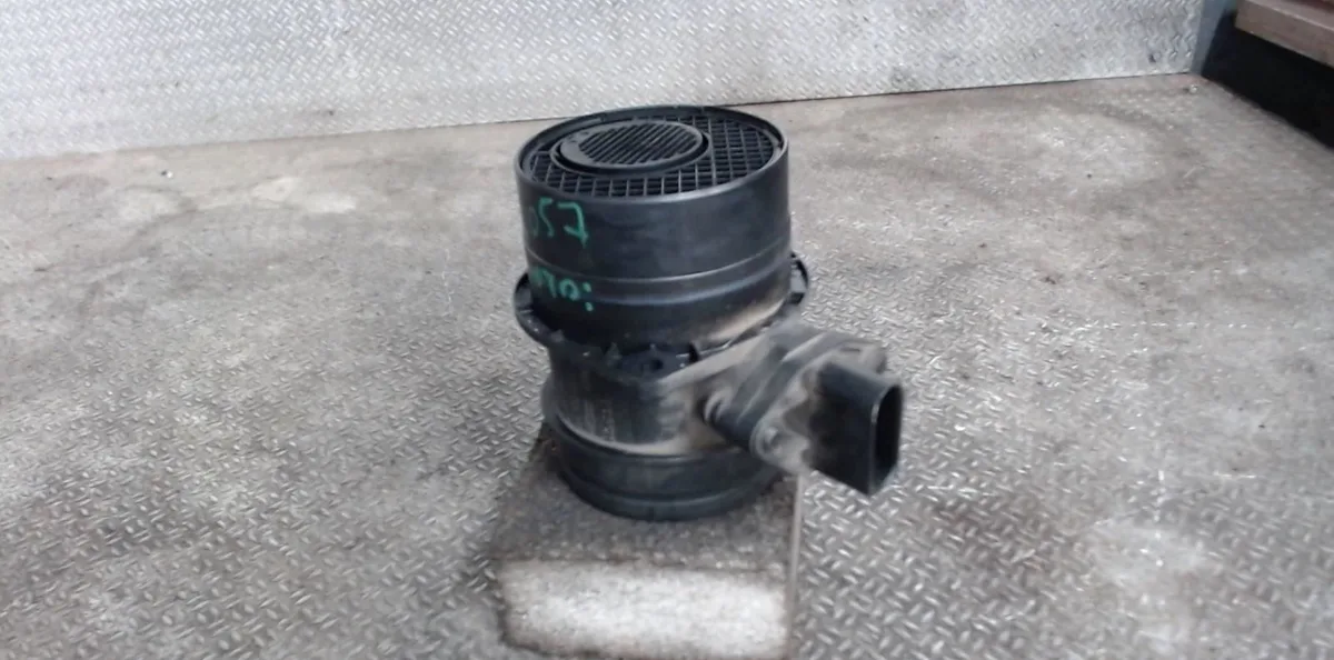 Debimetre air Volkswagen PASSAT B6 (3C2) 2.0 tdi 16v (2005-2010) occasion