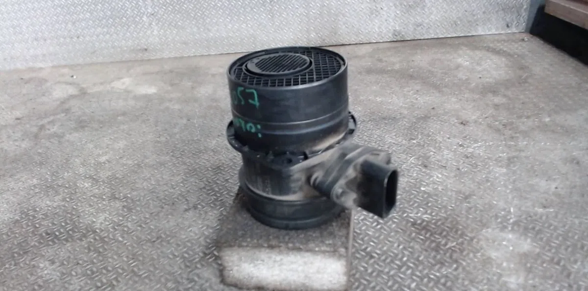 Debimetre air Volkswagen PASSAT B6 (3C2) 2.0 tdi 16v (2005-2010) occasion