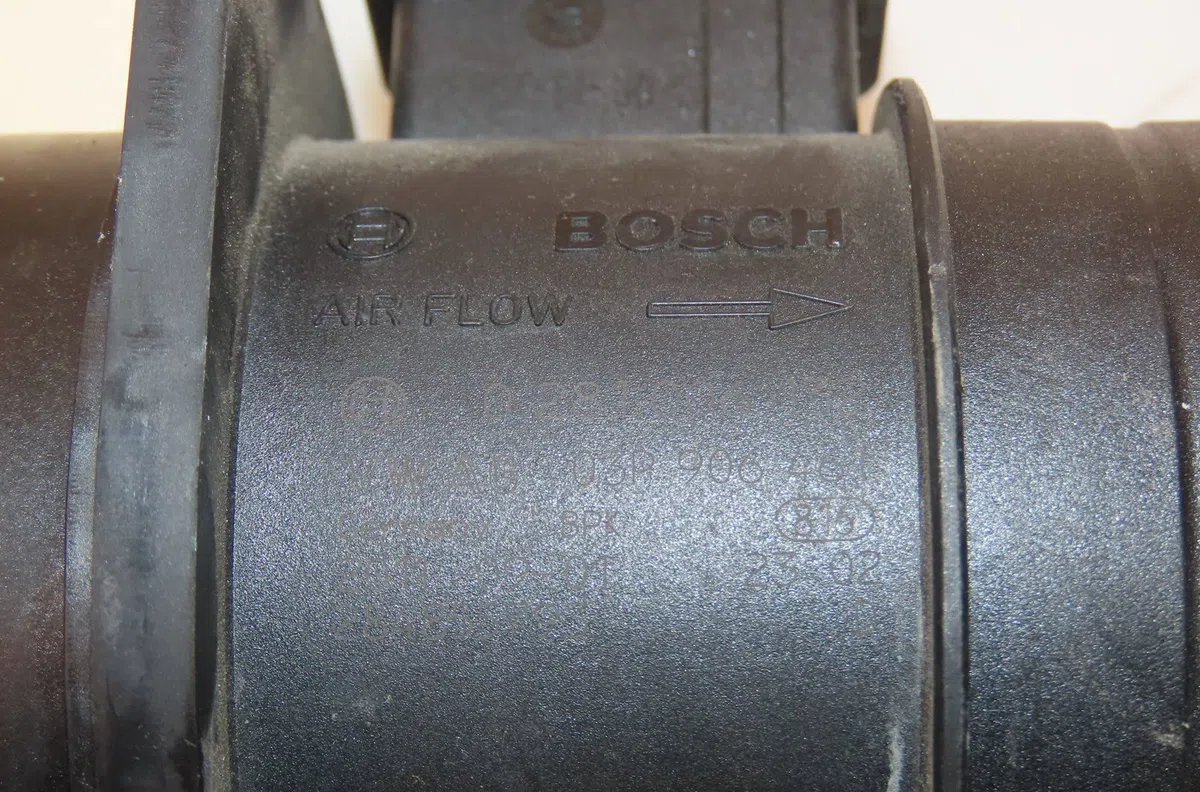 Debimetre air Volkswagen POLO V (6R1, 6C1) 1.2 tdi (2009) 5 portes occasion