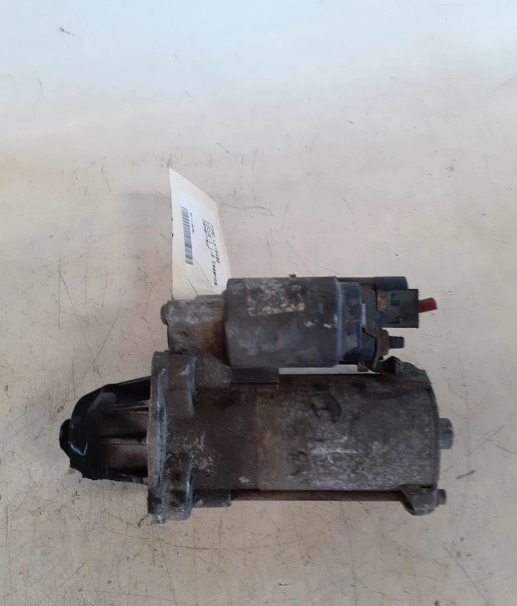 Démarreur Ford FOCUS I A trois volumes (DFW) 1.6 16v (1999-2004) occasion