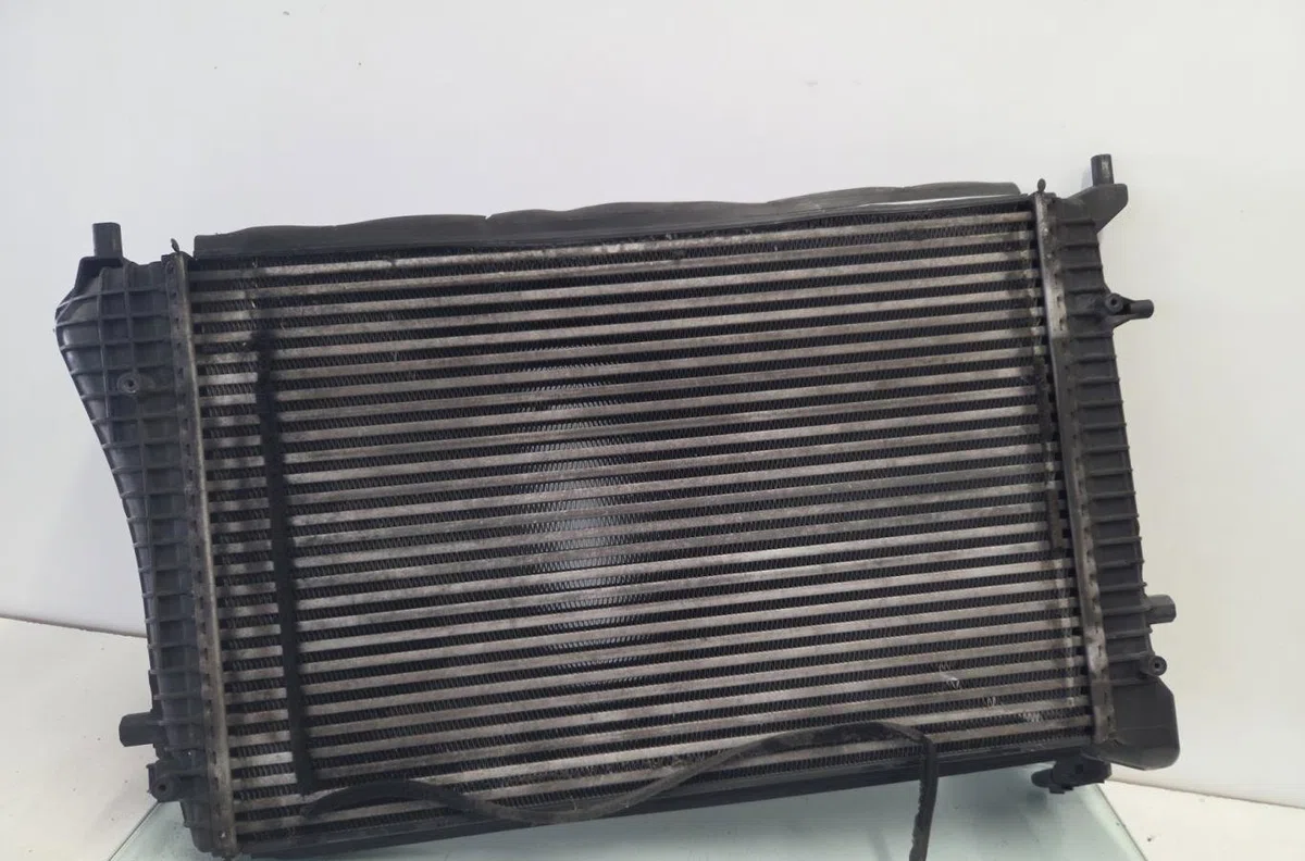 Echangeur air AUDI A3 2 SPORTBACK PHASE 1 occasion