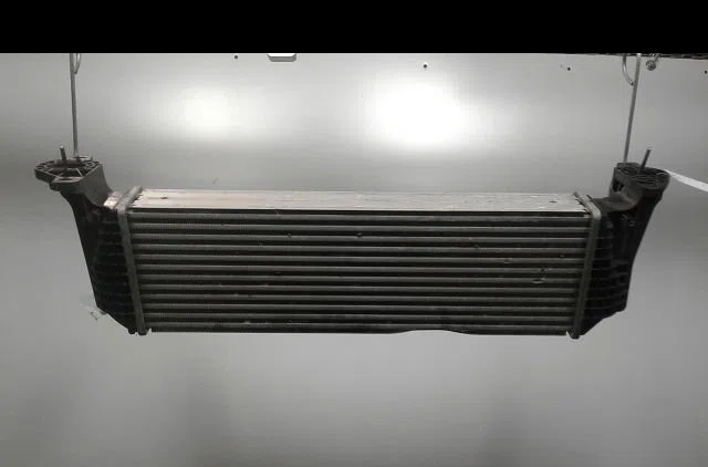 Echangeur air Iveco DAILY VI Camion plate-forme-Châssis 35s15, 35c15, 40c15, 50c15, 60c15, 65c15, 70c15 (2016) occasion