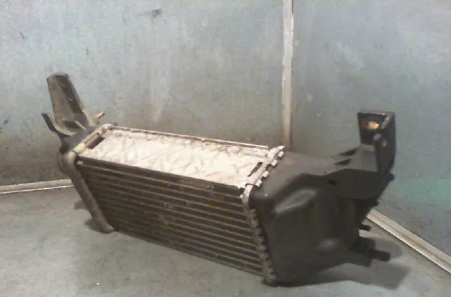 Echangeur air MAZDA PREMACY Phase 1 07-1999--06-2005 occasion