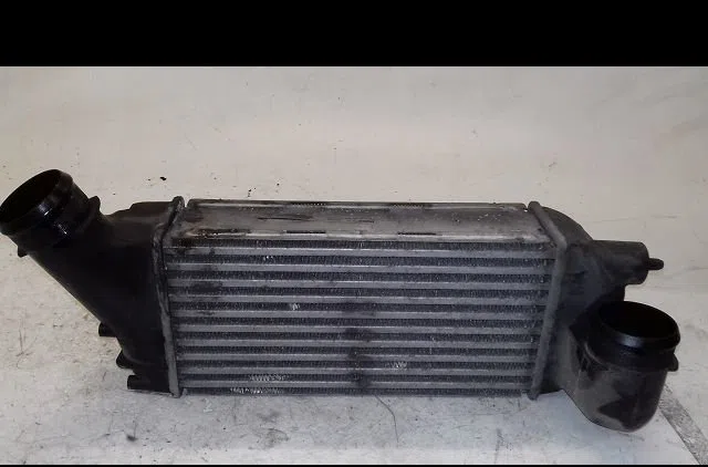 Echangeur air Peugeot 308 I (4A_, 4C_) 2.0 hdi (2007-2014) 3 portes occasion