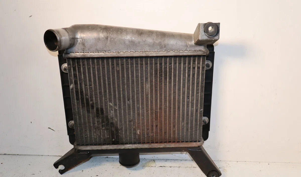 Echangeur air Toyota RAV 4 II (_A2_) 2.0 d 4wd (cla20_, cla21_) (2001-2005) occasion