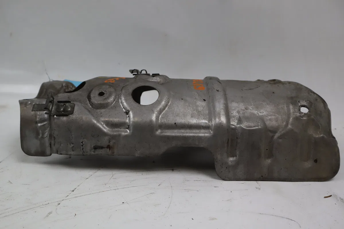 Ecran thermique catalyseur Ford FIESTA VI (CB1, CCN) 1.4 tdci (2010-2012) 3 portes occasion