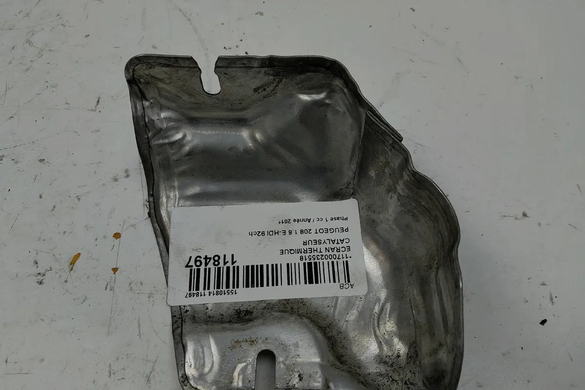 Ecran thermique catalyseur Peugeot 208 I (CA_, CC_) 1.6 e-hdi (2015) occasion