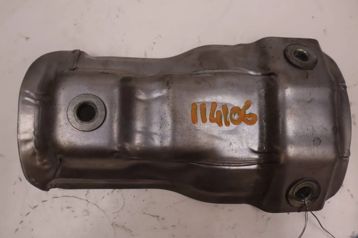 Ecran thermique catalyseur Toyota VERSO (_R2_) 2.2 d-4d (aur21_) (2009-2018) occasion